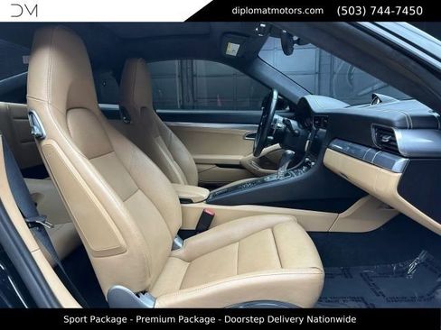 Used 2017 Porsche 911 Carrera 4S AWD/4WD image 22