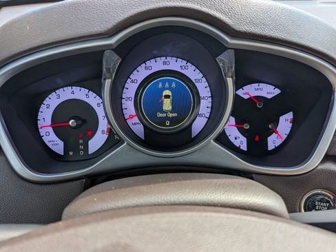 Used 2012 Cadillac SRX Luxury image 24