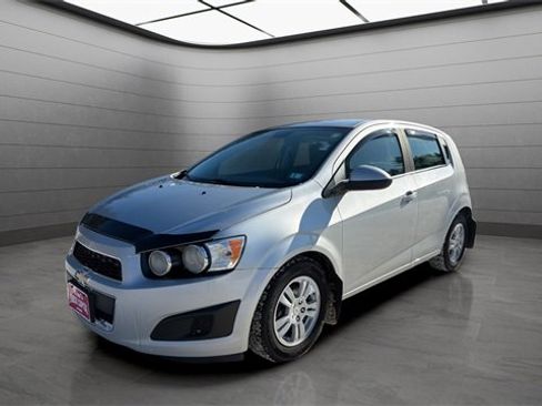 Used 2012 Chevrolet Sonic LT image 5