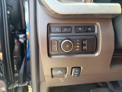 Certified 2024 Ford F250 King Ranch w/ Chrome Package AWD/4WD image 24