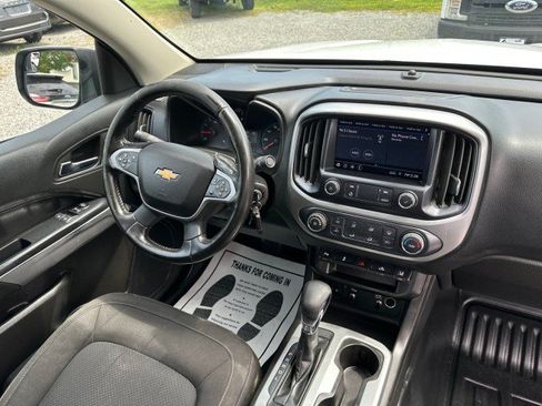 Used 2022 Chevrolet Colorado LT w/ Fleet Safety Package RWD image 29