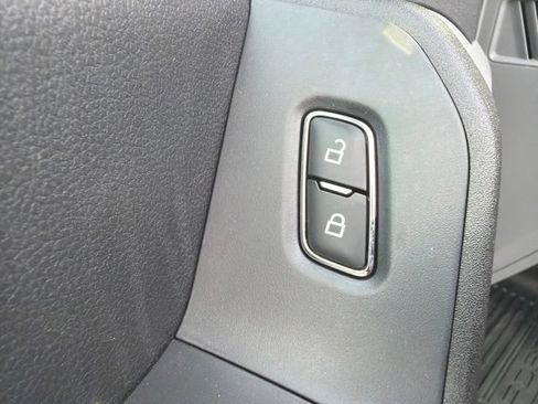 Used 2024 Ford F550 4x4 Crew Cab Super Duty image 19
