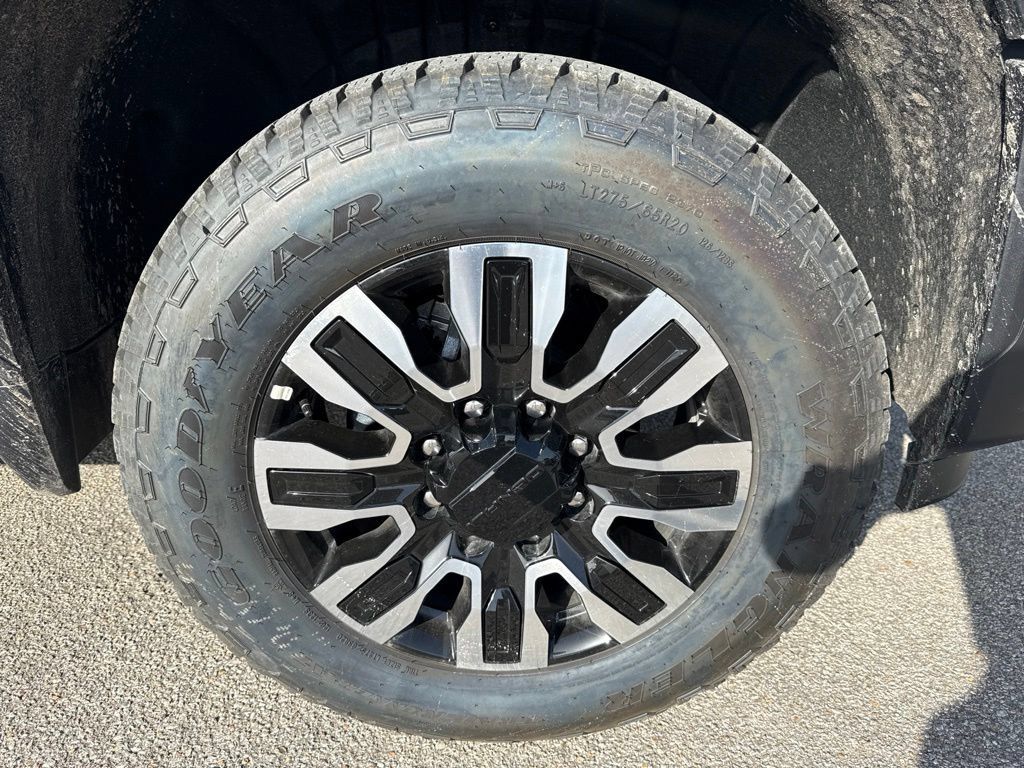 Certified 2026 GMC Sierra 2500 Denali Ultimate AWD/4WD image 6