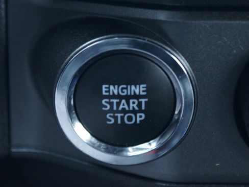 Used 2023 Toyota Tacoma TRD Off-Road image 7