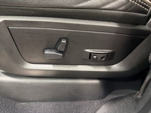 Used 2019 RAM 2500 Limited AWD/4WD image 17