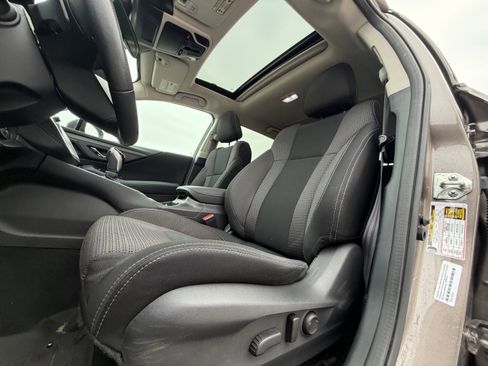 Used 2023 Subaru Outback Premium image 27