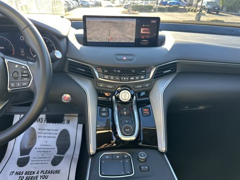 Certified 2025 Acura TLX w/ Technology Package image 32