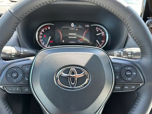 Used 2025 Toyota RAV4 XLE Premium FWD image 25