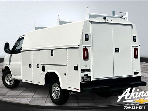 New 2025 Chevrolet Express 3500 w/ Power Convenience Package image 3