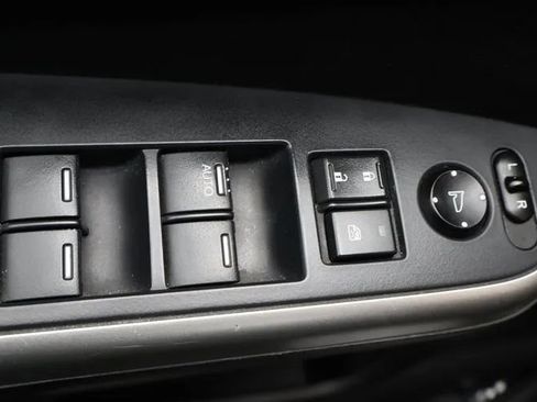 Used 2015 Honda CR-V EX-L image 22