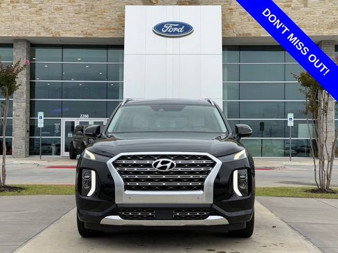 Used 2020 Hyundai Palisade Limited FWD image 2