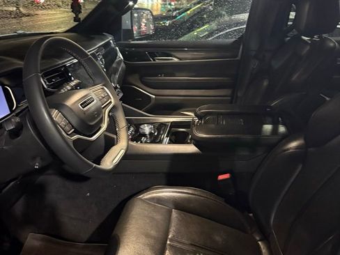 Used 2022 Jeep Wagoneer Series I w/ Convenience Group I image 3