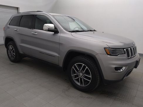 Used 2017 Jeep Grand Cherokee Limited w/ Luxury Group II image 11