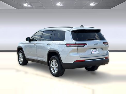 New 2026 Jeep Grand Cherokee L 4WD image 3