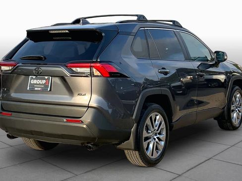 Used 2022 Toyota RAV4 XLE Premium FWD image 13