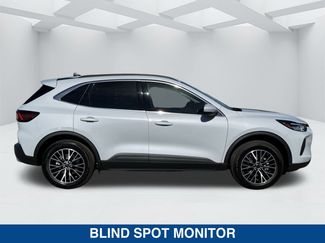 New 2026 Ford Escape SE FWD video 3
