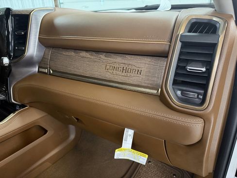 Used 2024 RAM 2500 Limited w/ Safety Group image 41