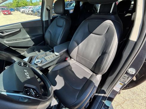 Used 2023 Kia EV6 Wind RWD image 42