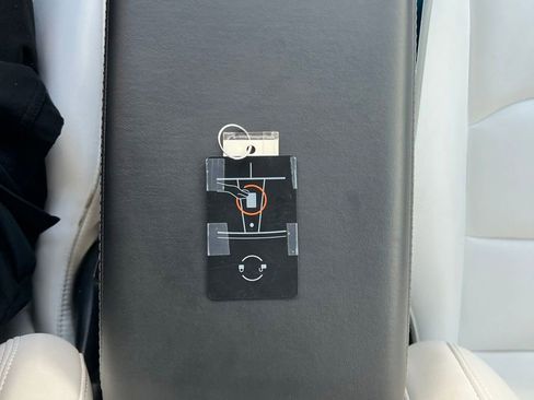 Used 2021 Tesla Model 3 Standard Range Plus image 37