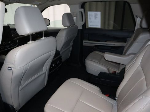 Certified 2024 Ford Expedition Max XLT image 21