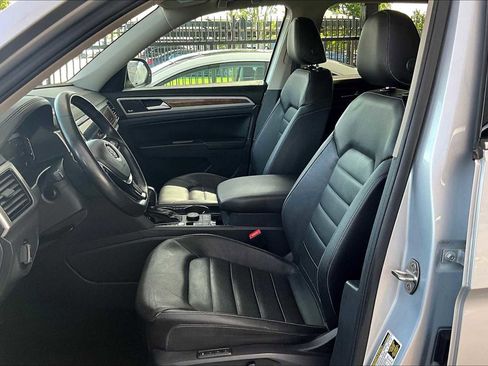 Used 2019 Volkswagen Atlas SEL Premium image 7