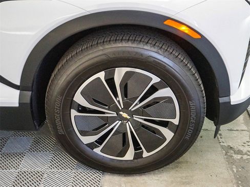 Used 2026 Chevrolet Blazer EV LT image 11