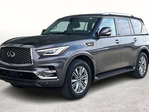 Certified 2024 INFINITI QX80 Luxe image 10