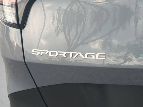 Certified 2023 Kia Sportage EX FWD image 15