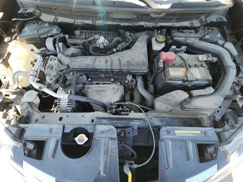 Used 2020 Nissan Rogue SV w/ Premium Package FWD image 21