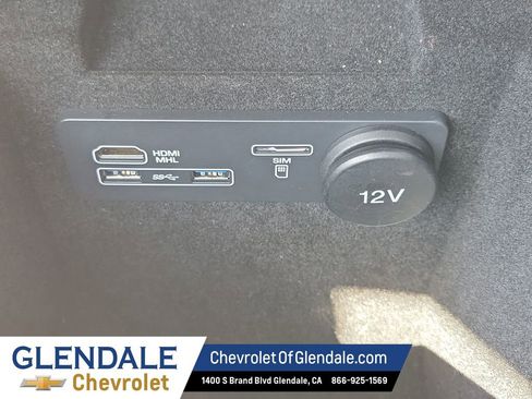 Used 2017 Jaguar XF Prestige image 31