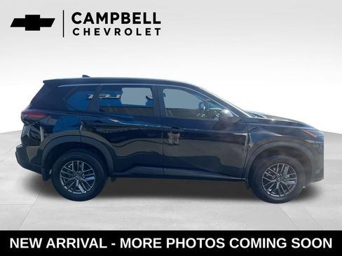 Used 2025 Nissan Rogue S AWD/4WD image 6