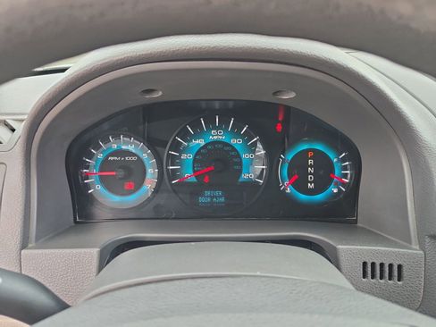 Used 2010 Ford Fusion SE image 17