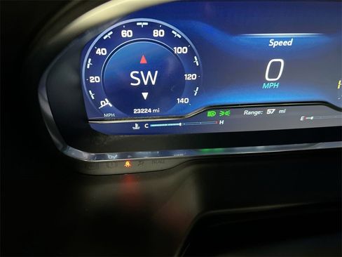 Used 2024 Chevrolet Suburban High Country image 12