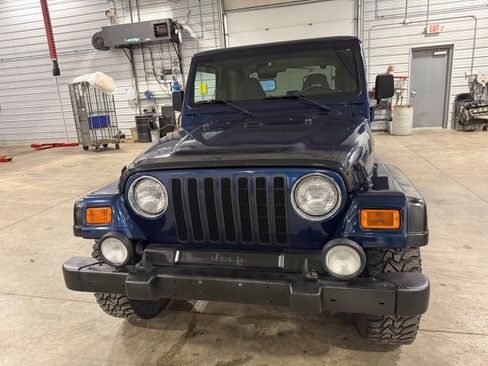 Used 2001 Jeep Wrangler Sport image 34