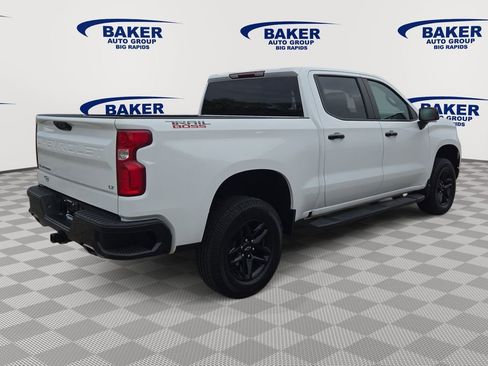 Used 2024 Chevrolet Silverado 1500 LT Trail Boss w/ Protection Package AWD/4WD image 4