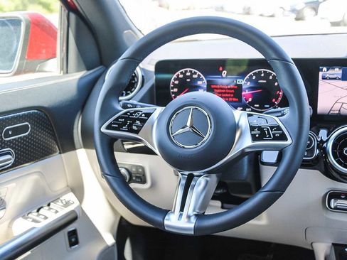 New 2026 Mercedes-Benz GLA 250 image 16