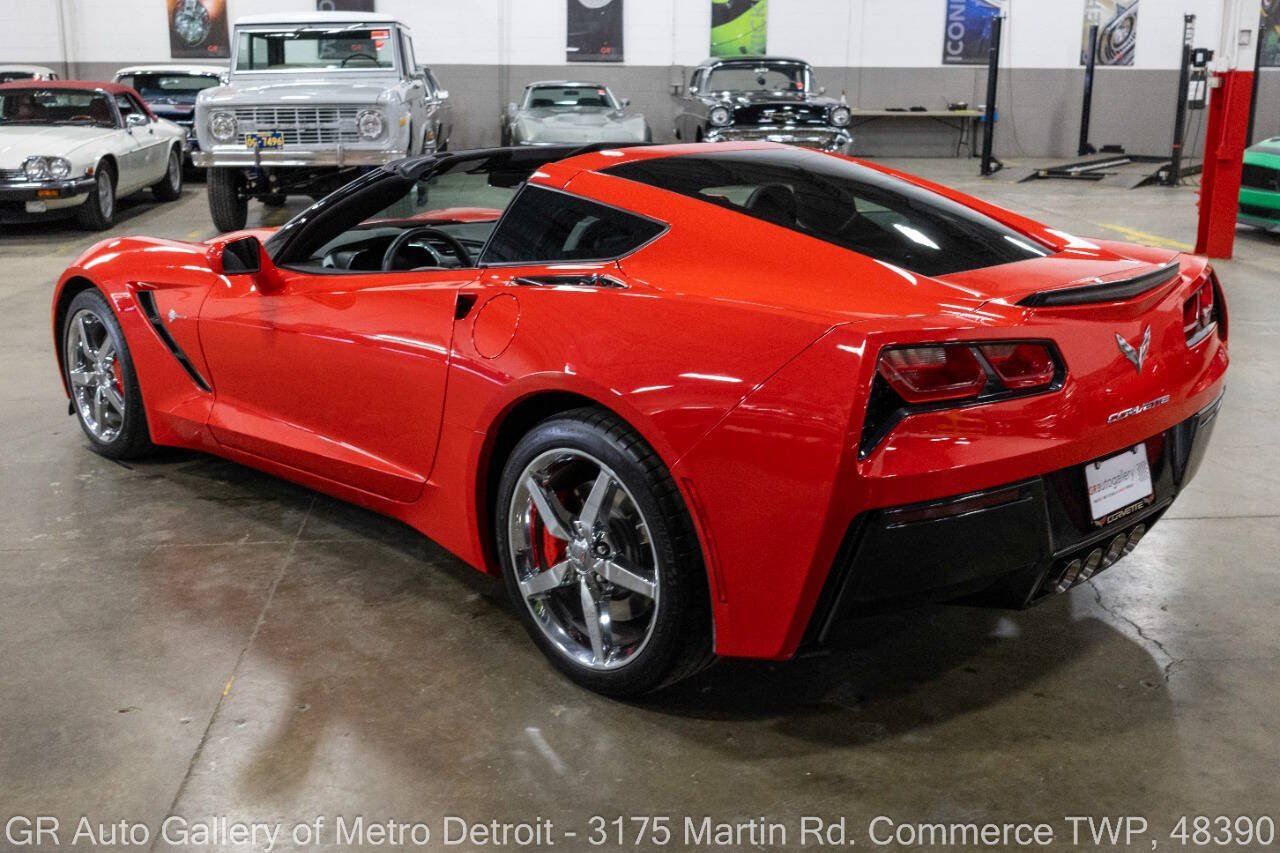 Used 2015 Chevrolet Corvette Stingray Coupe w/ 2LT Preferred Equipment Group RWD image 5