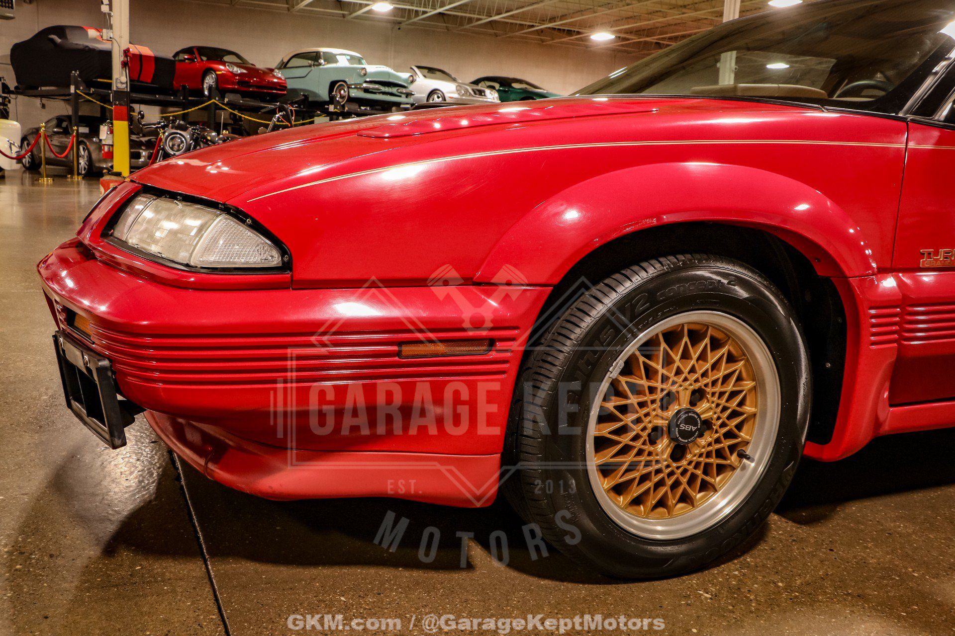 Used 1990 Pontiac Grand Prix SE FWD image 31