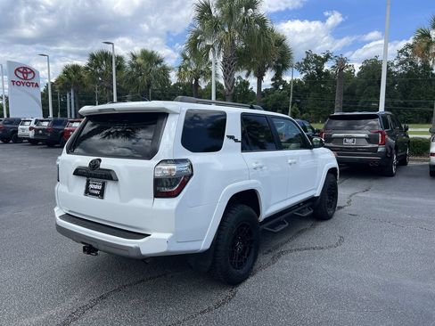 Used 2024 Toyota 4Runner TRD Off-Road Premium w/ Off Road Premium Plus Package AWD/4WD image 10