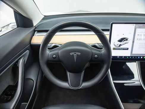 Used 2020 Tesla Model 3 Performance AWD/4WD image 18