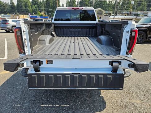 New 2026 GMC Sierra 3500 AT4 w/ AT4 Premium Plus Package AWD/4WD image 14
