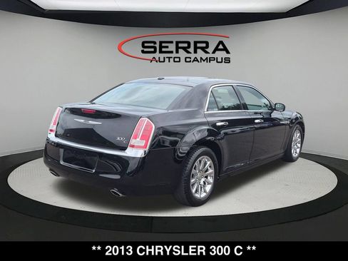 Used 2013 Chrysler 300 C RWD image 12