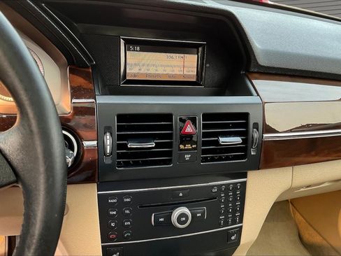 Used 2010 Mercedes-Benz GLK 350 4MATIC image 14