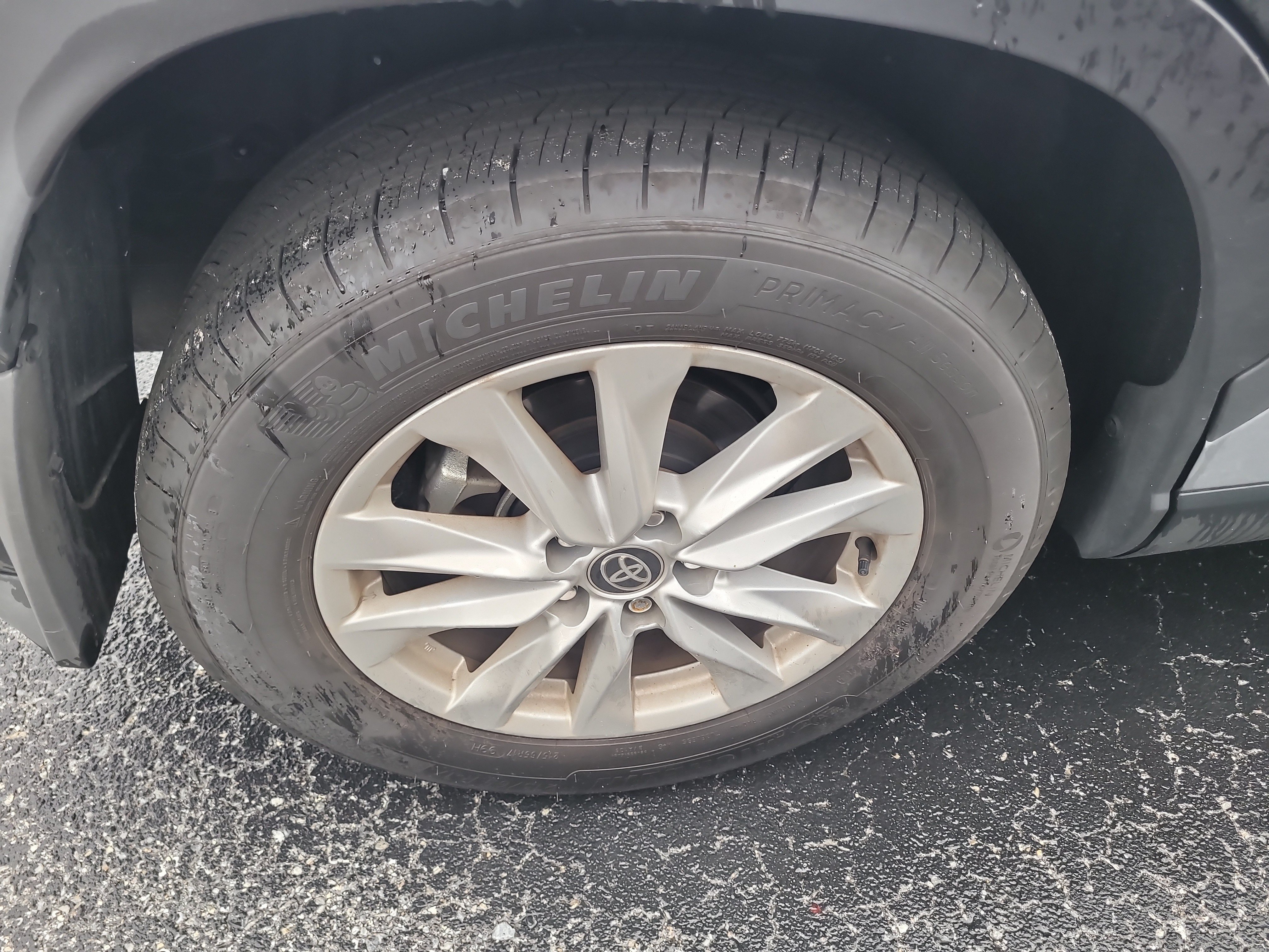 Certified 2026 Toyota Corolla Cross LE FWD image 8
