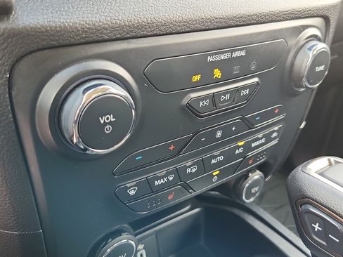 Used 2020 Ford Ranger Lariat w/ Trailer Tow Package image 21