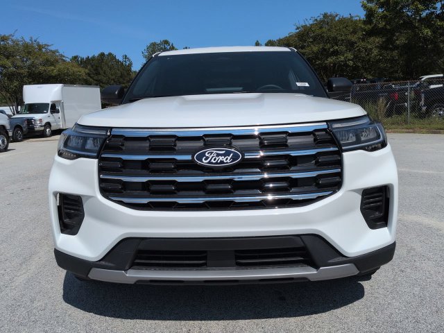 New 2027 Ford Explorer Active RWD image 8