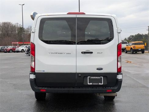 Used 2023 Ford Transit 350 XLT image 6