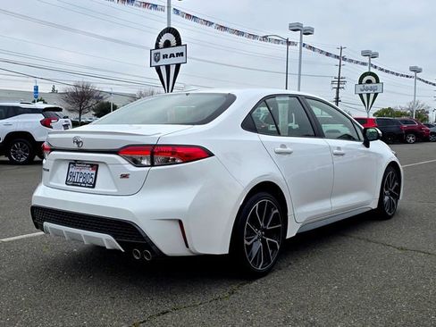 Used 2020 Toyota Corolla SE image 4