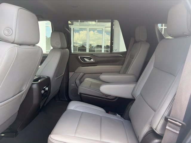 Used 2023 GMC Yukon SLT RWD image 14