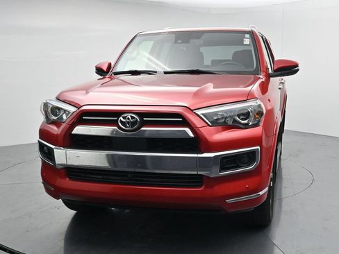 Used 2023 Toyota 4Runner Limited AWD/4WD image 3